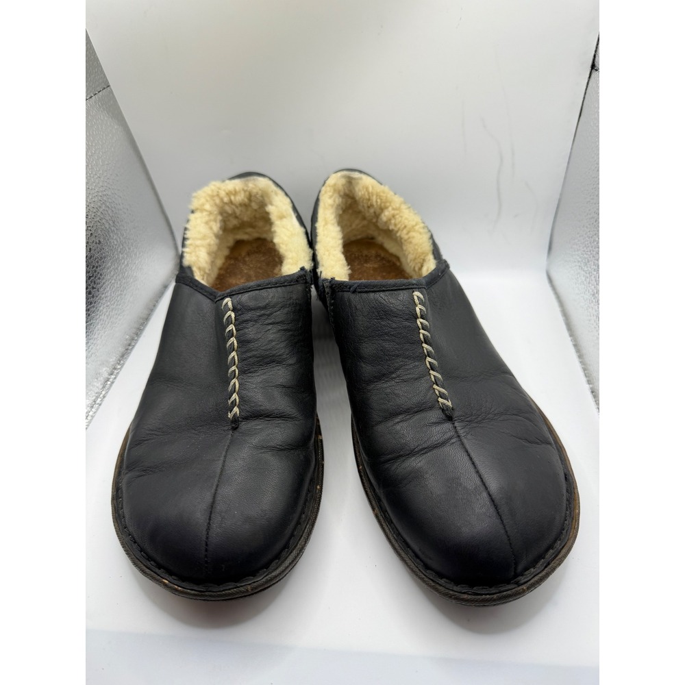 UGG Australia Black Leather Shearling Lined Clog Mules Womens Size 9 Slip On